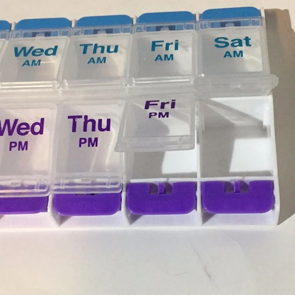 Pill reminder, large storage box, 🆕 7 day push button AM/PM, large openings